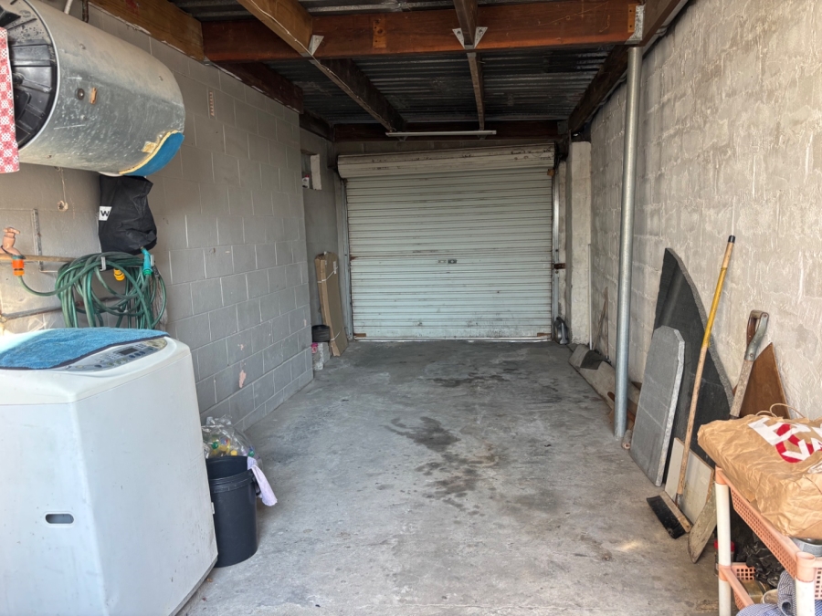  Bedroom Property for Sale in Rocklands Western Cape